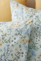 Bianca 'Ditsy Floral' 200 Thread Count Cotton Reversible Duvet Cover Set in Green - Size: King - thumbnail 4