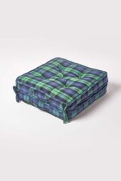 Homescapes Blackwatch Tartan Cotton Travel Support Booster Cushion in Green - Size: 50 cm x 50 cm - thumbnail 2