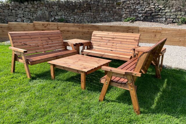 Charles Taylor Trading Nine Seater Balmoral Deluxe Set in Brown