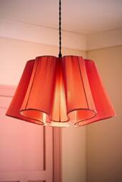 ValueLights Jemima Pleated Scalloped Easy Fit Lamp Shade with Bulb in Pale Pink