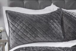 New Edge Blinds Banbury Bedspread in Grey - Size: Double - thumbnail 2