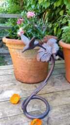Inspirational Gifting Hummingbird Garden Sculpture Statue Ornament Decor in Bronze - thumbnail 3