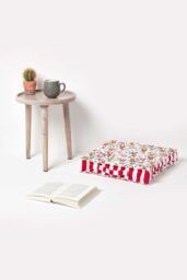 Homescapes Cotton Owl Floor Cushion in Red - Size: 50 cm x 50 cm - thumbnail 2
