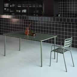 sweeek 6-8 seater rectangular steel garden table in Khaki - thumbnail 5