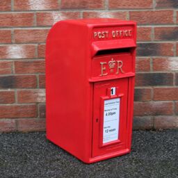 Monstershop Red Royal Mail Post Box with Stand - thumbnail 7