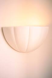 ValueLights Leonardo Scallop Curve Ceramic Flush Wall Sconce Light in Nude - thumbnail 2
