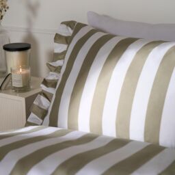 OHS Frill Duvet Cover Bedding Set Pillowcase Stripe Quilt Luxury in Pale Green - Size: King - thumbnail 4