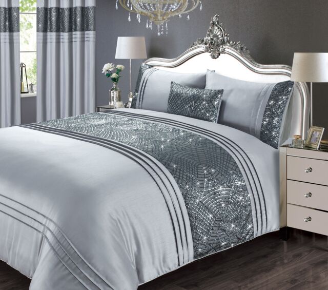Rapport Home Charleston Polycotton Duvet Cover Set with Pillowcase in Grey - Size: Single - image 1