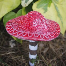 Marco Paul 4pc Toadstool Miniature Garden Ornaments Set in Red - thumbnail 8