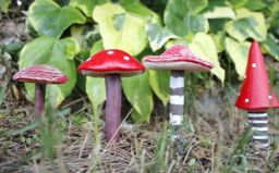 Marco Paul 4pc Toadstool Miniature Garden Ornaments Set in Red - thumbnail 1