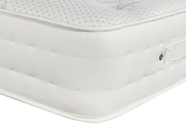Sloomy Silk 1000 Pocket Dual Zone Hybrid Mattress in White - Size: King - image 1