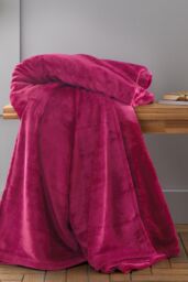 Catherine Lansfield 'Raschel Velvet Touch' Blanket Throw in Bright Pink - Size: 130 cm x 170 cm - thumbnail 1
