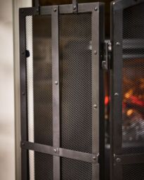 Dibor Vintage Style Blacksmith 3-Fold Fireplace Guard Fire Screen Guard with Rivets H71cm x W102cm in Black - thumbnail 4
