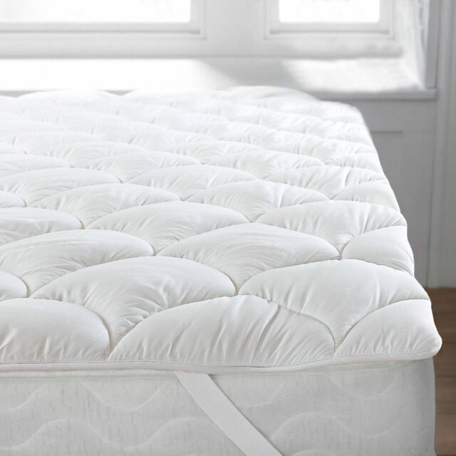 Velosso Cloud Hypoallergenic Mattress Topper in White - Size: Double - image 1