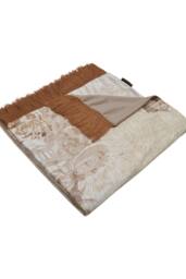 Laurence Llewelyn-Bowen 'Venus Primavera' Velvet Throw in Natural - Size: 130 cm x 180 cm - thumbnail 2