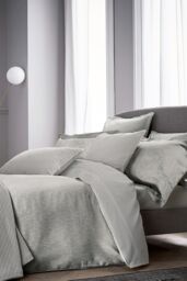 1951 'Tahra' Cotton Sateen Cushion in Silver - Size: 40 cm x 60 cm - thumbnail 4