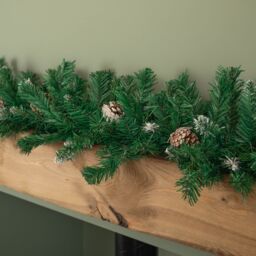 Samuel Alexander 2.7m Snow Tipped Christmas Garland with Pine Cones & Mixed Needles in Green - thumbnail 7