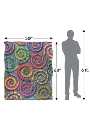 JQ Licensing Royce Mcclure Hisstory Snake Pattern Silky Touch Super Soft Throw Blanket 152 X 127 cm in White - thumbnail 5