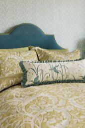 Sanderson 'Tila Lime' Cotton Percale Duvet Cover Set in Gold - Size: King - thumbnail 2