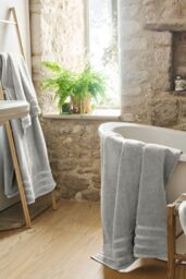 CHRISTY 'Antalya' 100% Turkish Cotton 2 Piece Luxury Bath Sheet Set in Light Grey - thumbnail 2