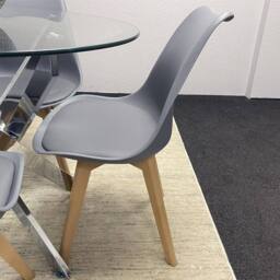 KOSY KOALA Round Glass Dining Table Set With 4 Grey Plastic Chairs - thumbnail 6