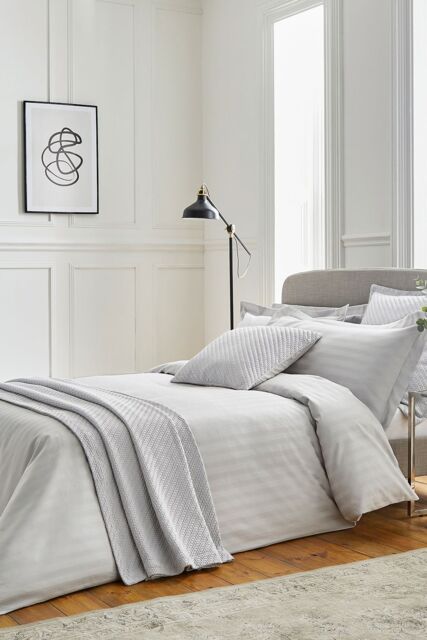 1951 'Adan' Cotton Sateen Duvet Cover in Silver - Size: Double - image 1