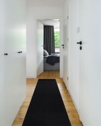 RugsX Anti-Slip Rumba Runner in Black - Size: 70 cm x 860 cm - thumbnail 3