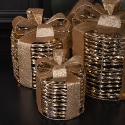 Samuel Alexander Set of 3 Gold Glitter Twist Gift Boxes with Warm White LEDs - thumbnail 6