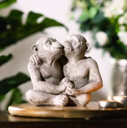 Marco Paul Monkey Garden Ornament Kissing Chimps Statue in Stone - thumbnail 2