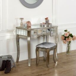Melody Maison Mirrored Dressing Table & Stool - Tiffany Range in Metallic Silver - thumbnail 2
