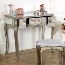 Melody Maison Mirrored Dressing Table & Stool - Tiffany Range in Metallic Silver - thumbnail 6