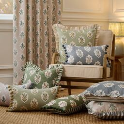 Sanderson Sessile Leaf Ruffle Cushion in Light Green - Size: 50 cm x 50 cm - thumbnail 8