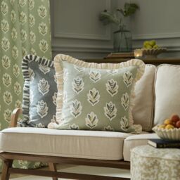 Sanderson Sessile Leaf Ruffle Cushion in Light Green - Size: 50 cm x 50 cm - thumbnail 1