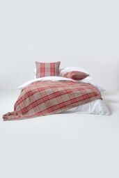 Homescapes Tartan Check Sofa & Bed Throw in Red - Size: 150 cm x 200 cm - thumbnail 3