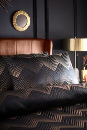 Laurence Llewelyn-Bowen 'Cocktail' Geometric Jacquard Duvet Cover Set in Black - Size: Super King - thumbnail 2