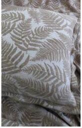 Early's of Witney 'Chenille Throw' in Light Stone - Size: 130 cm x 170 cm - thumbnail 3