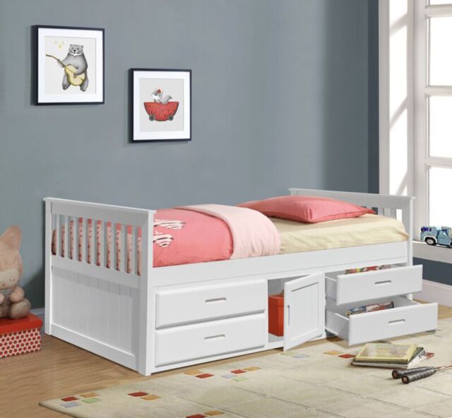 Comfy Living Ltd 3ft Wooden Captains Bed With Drawers & Storage in White - Size: Single - image 1
