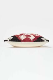 Homescapes Tawa Handwoven Traditional Red & Black Kilim Cushion - Size: 45 cm x 45 cm - thumbnail 4