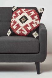 Homescapes Tawa Handwoven Traditional Red & Black Kilim Cushion - Size: 45 cm x 45 cm - thumbnail 2
