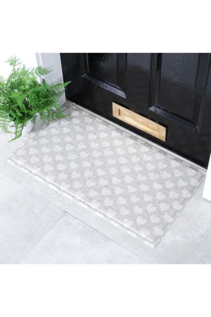 Artsy Mats Heart Pattern Doormat in Grey - Size: 40 cm x 70 cm - image 1