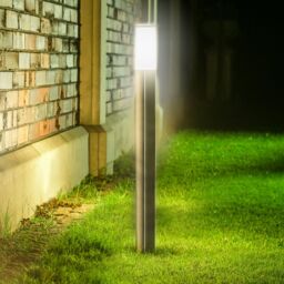 CGC Lighting 'Aster' Stainless Steel 1M Outdoor Post Light in Silver