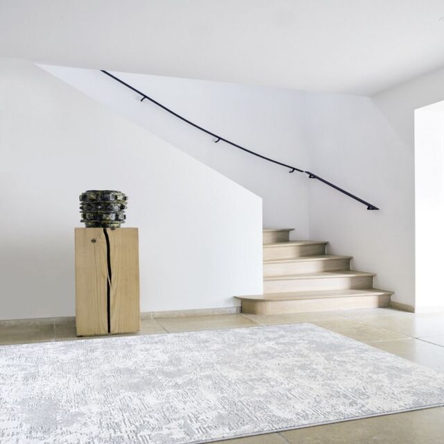 The Rug Shop UK Contemporary Silver Modern Abstract Stain Resistant Rug - Size: 160 cm x 230 cm - image 1