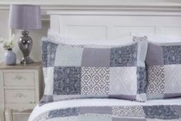 New Edge Blinds Worcester Bedspread in Blue - Size: King - thumbnail 3