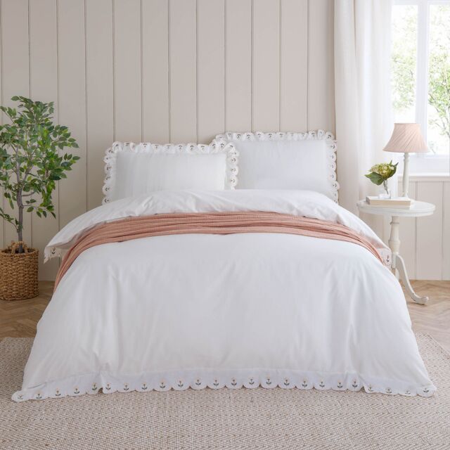 Wylder Florrie Embroidered 100% Cotton Duvet Cover Set in Peach - Size: Single - image 1