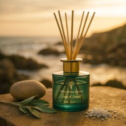 Nicola Spring Sage & Seasalt Candle & Diffuser Gift Set - 350g Jar + 200ml Diffuser in Green - thumbnail 3