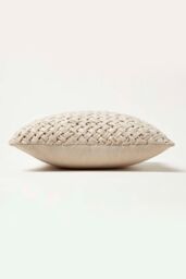 Homescapes Sofia Pleated Velvet Cushion in Cream - Size: 45 cm x 45 cm - thumbnail 4
