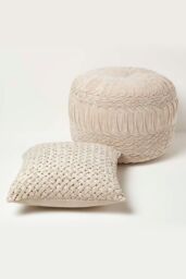 Homescapes Sofia Pleated Velvet Cushion in Cream - Size: 45 cm x 45 cm - thumbnail 6