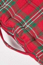 Homescapes Cotton Edward Tartan Floor Cushion in Red - Size: 40 cm x 40 cm - thumbnail 4