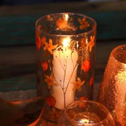 Serenityy Natural Floral Glass Candle Holder & Vase - Rose - 19x11 cm in Clear - Size: 21 cm x 15 cm - thumbnail 9