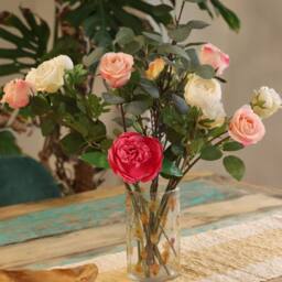 Serenityy Natural Floral Glass Candle Holder & Vase - Rose - 19x11 cm in Clear - Size: 21 cm x 15 cm - thumbnail 7